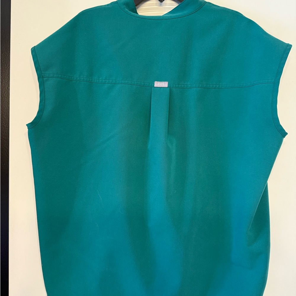 Figs Rafaela Hunter Green - Picture 2 of 2